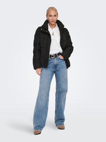 Only Petite - Chaqueta de invierno 'Cool' en negro