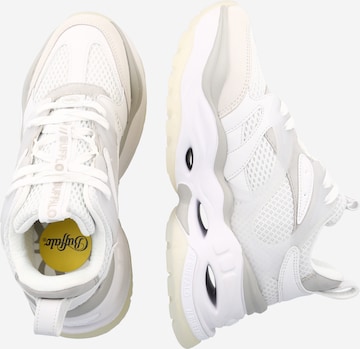 Baskets basses 'Triplet' BUFFALO en blanc