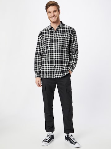 ABOUT YOU Limited Regular fit Button Up Shirt 'Kadir' in Black