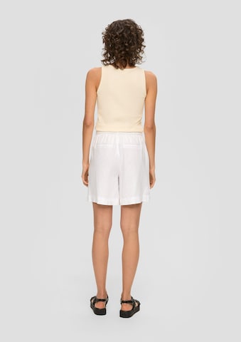 s.Oliver Loose fit Pleat-Front Pants in White