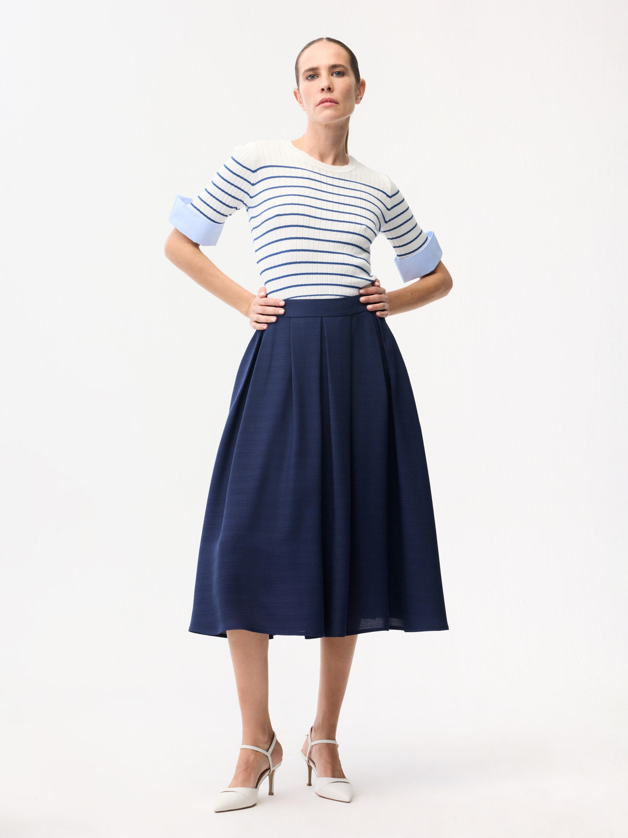 adl Skirt in Blue: front