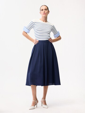 adl Rok in Blauw