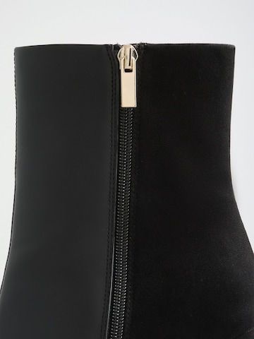Lipsy - Botines en negro