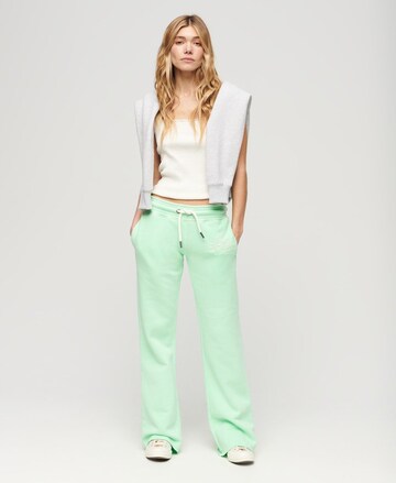 Superdry Wide leg Broek in Groen: voorkant