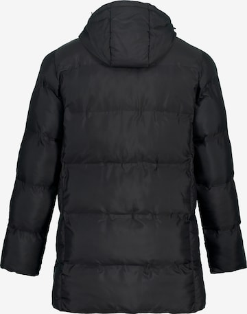STHUGE Winter Jacket in Black