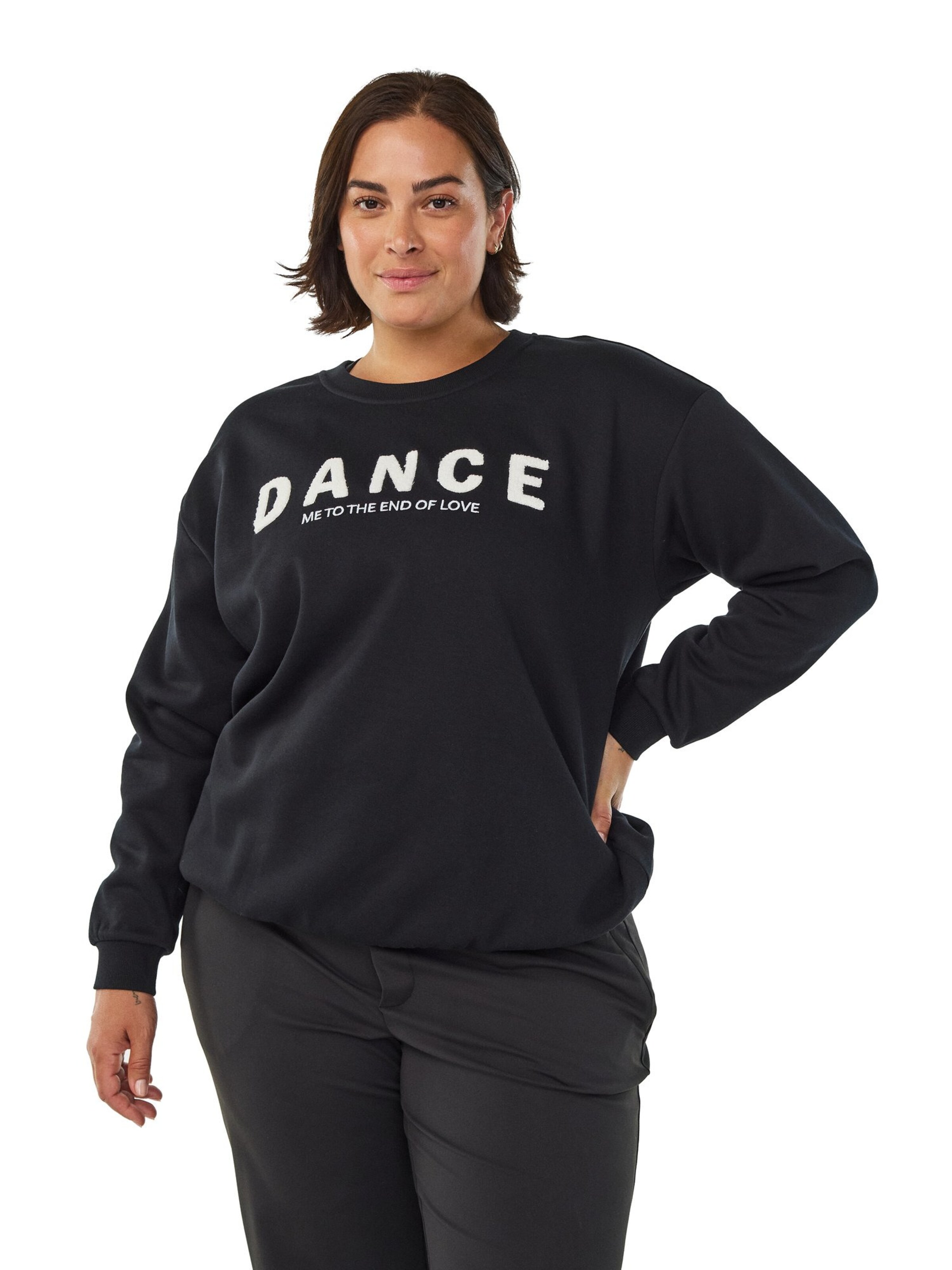 Active by Zizzi Свитер 'Cannie' в Черный: спереди