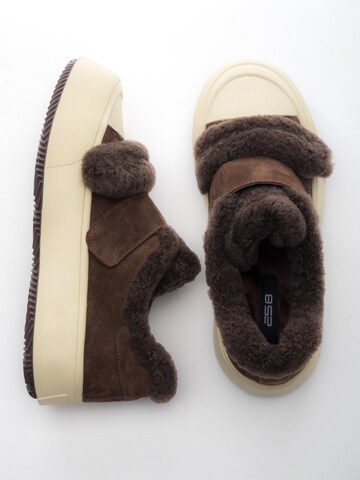 ES8 Sneakers '250418-3' in Brown