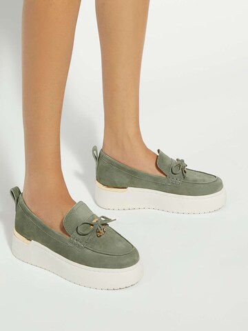 Chaussure basse 'Gilde' Dune LONDON en vert