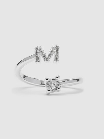 Luxenter Ring 'Alphabet M'‌ in Silber: Vorderseite