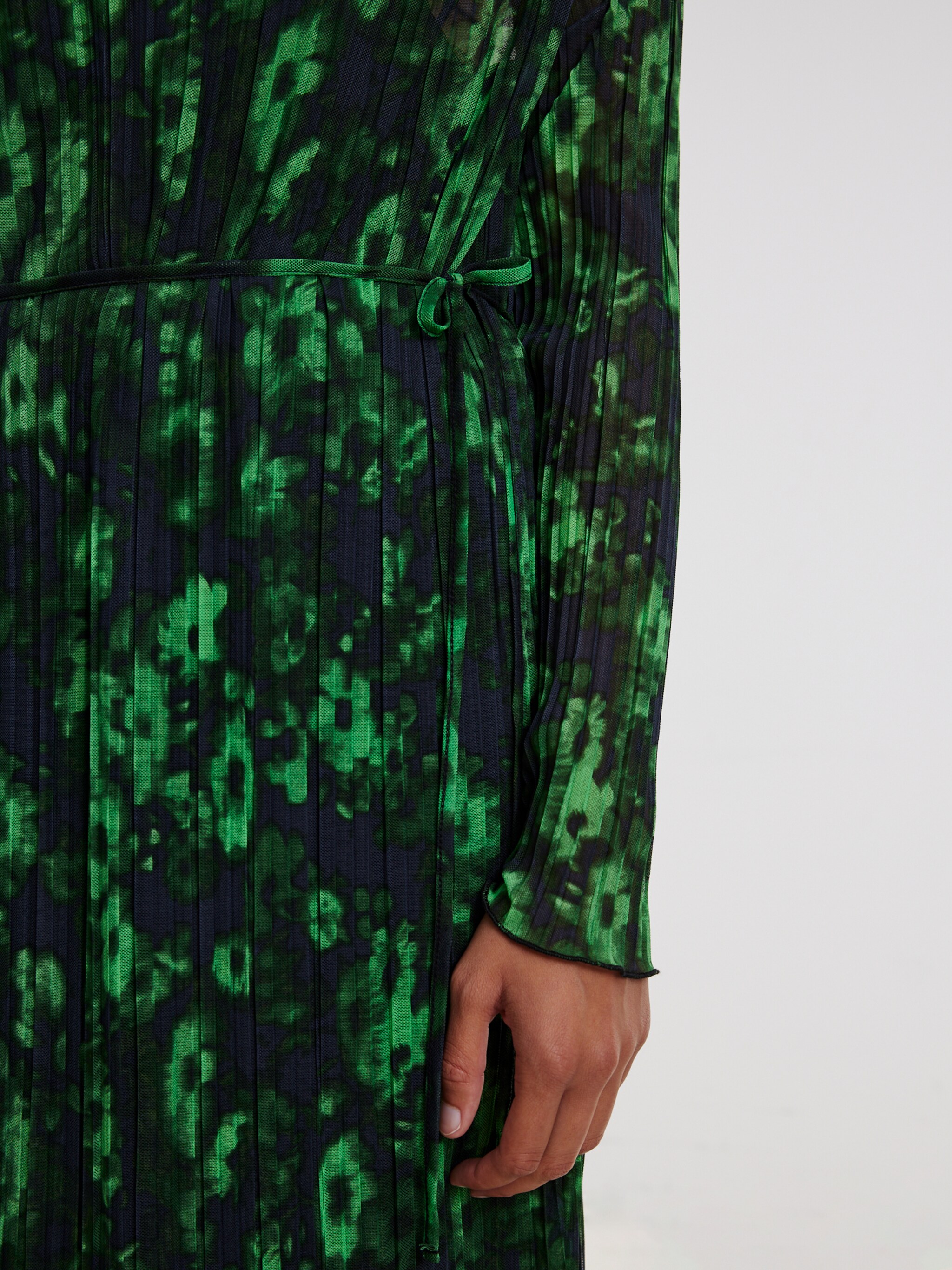 EDITED Producten Jurk 'Mika' Groen