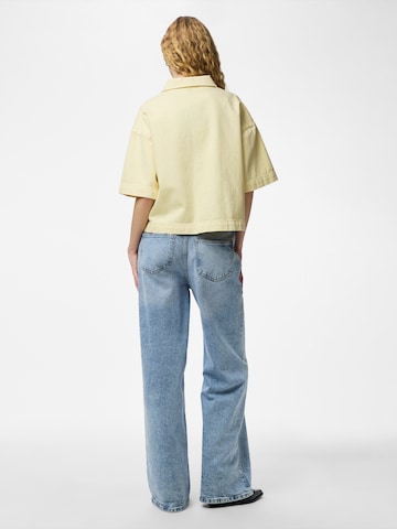 Bluză 'PCSKY' de la PIECES pe galben