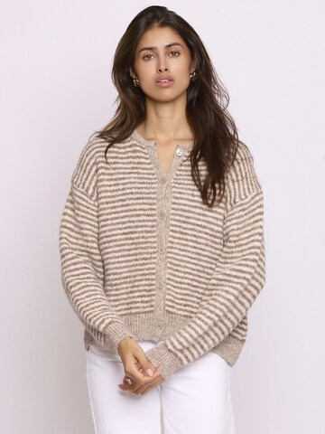 Lilavie Strickjacke ' Patii ' in Beige