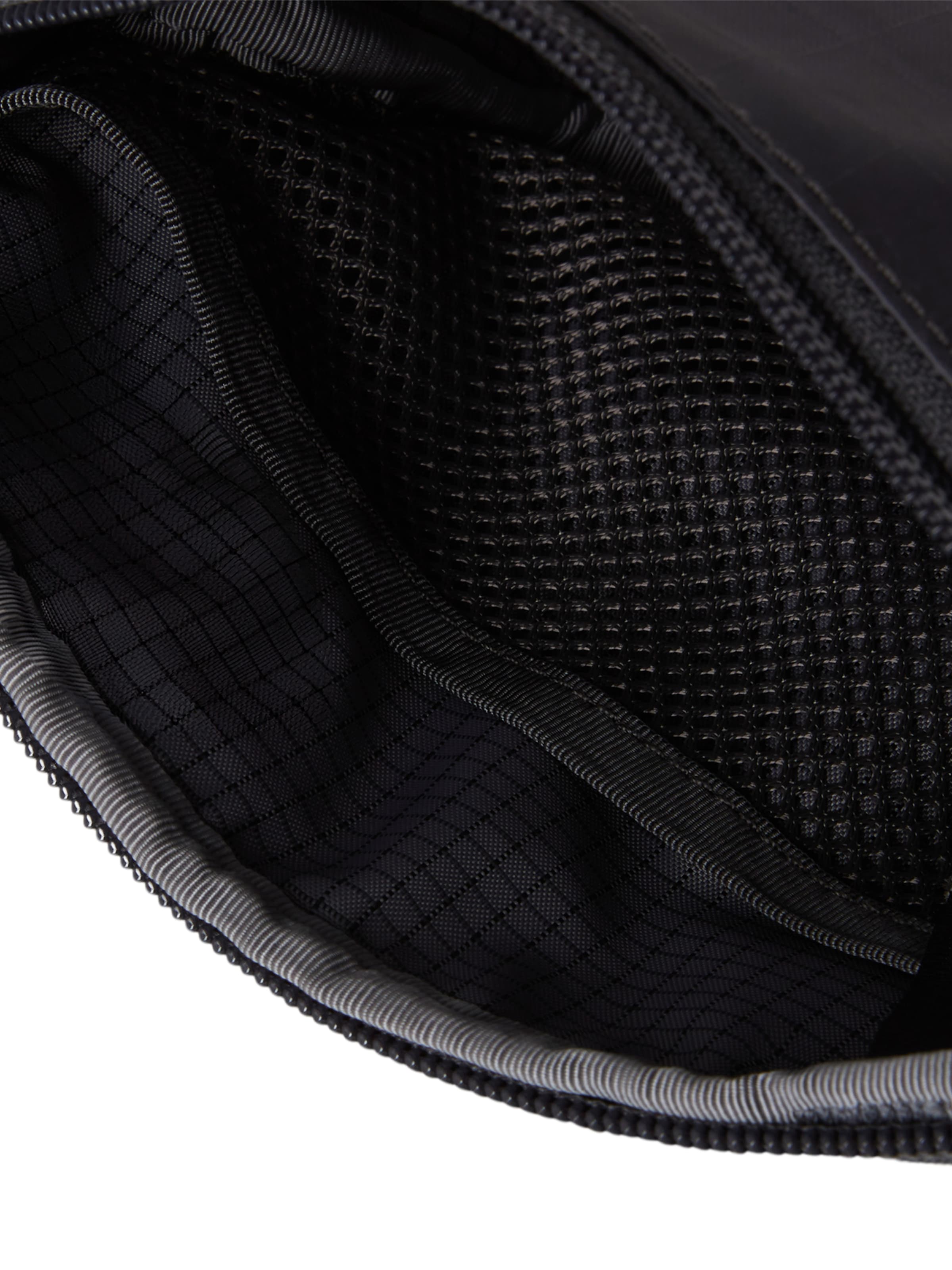 pelēks THE NORTH FACE Pleca soma 'BCV PRO TRAVEL POUCH'