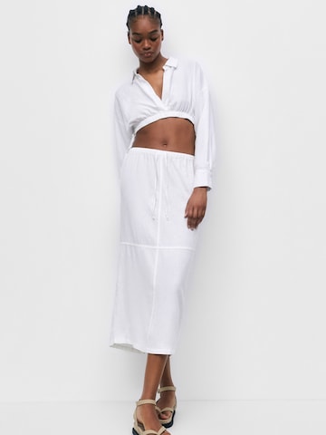 Jupe Pull&Bear en blanc : devant