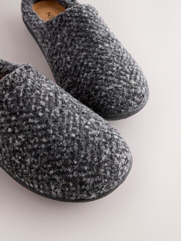Pantoufle Next en gris