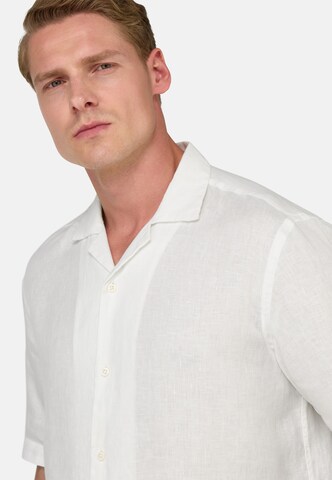 Coupe regular Chemise Boggi Milano en blanc