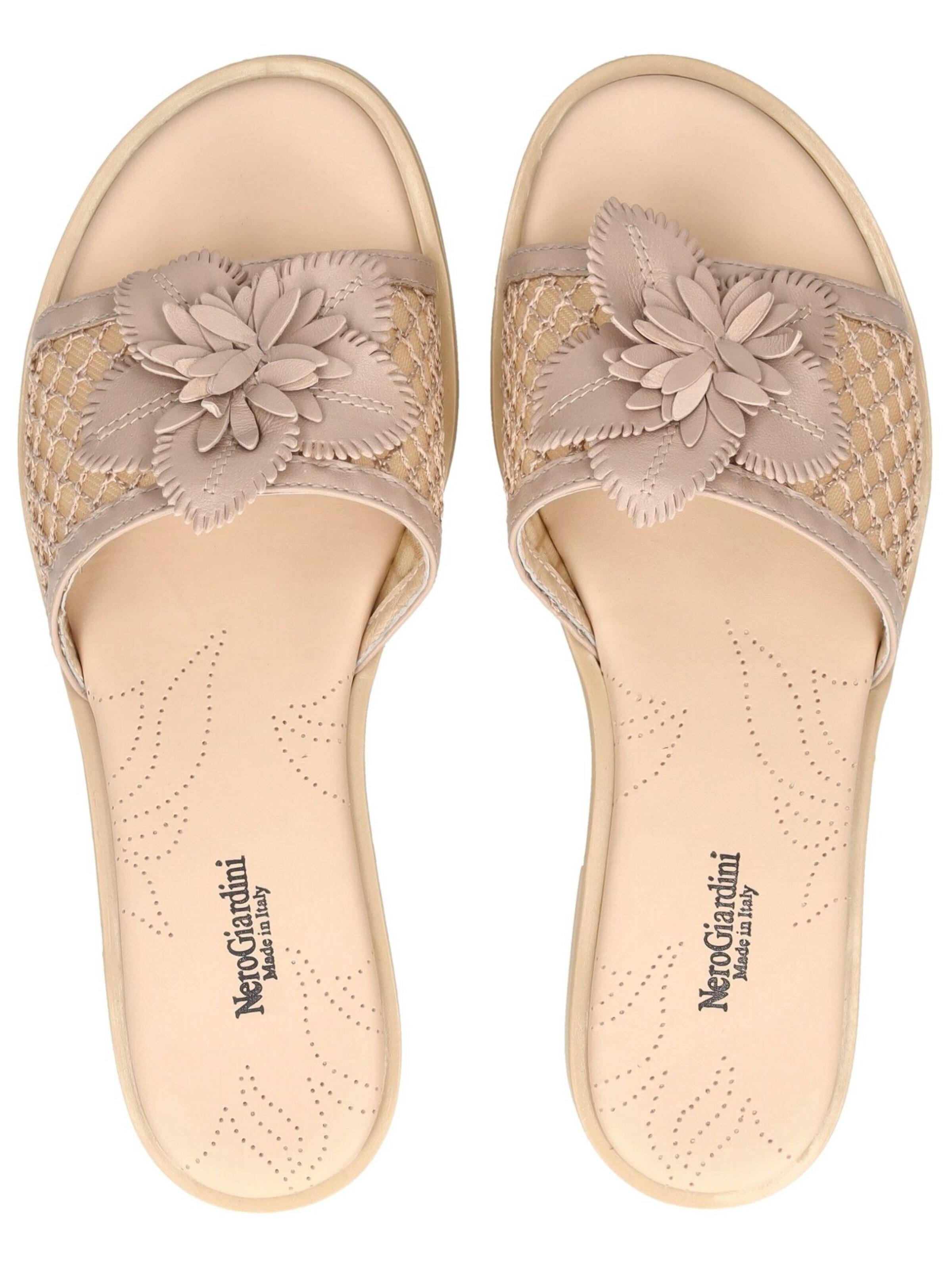 Zoccoletto di Nero Giardini in beige