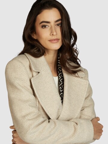 MARC AUREL Winter Coat in Beige