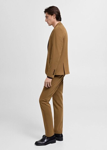 MANGO MAN Slimfit Bügelfaltenhose 'Paris' in Gelb