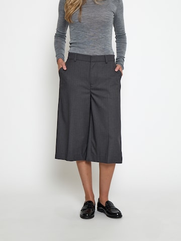 minus - Pierna ancha Pantalón 'Nancy' en gris