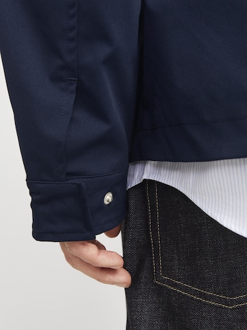JACK & JONES Tussenjas in Blauw