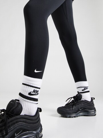 NIKE Skinny Sporthose 'ONE' in Schwarz