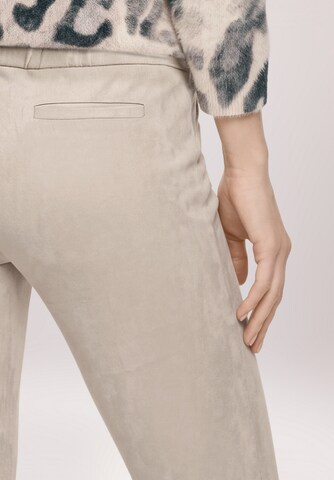 Betty Barclay Slim fit Trousers in Beige