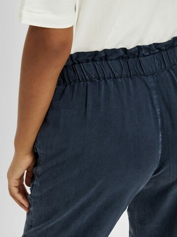 MAMALICIOUS Tapered Trousers in Blue