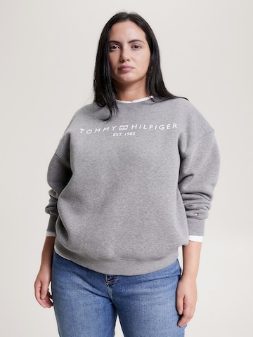Tommy Hilfiger Curve Sweatshirt in Grey: front