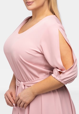 Robe de cocktail ' OLIWIA ' Karko en rose