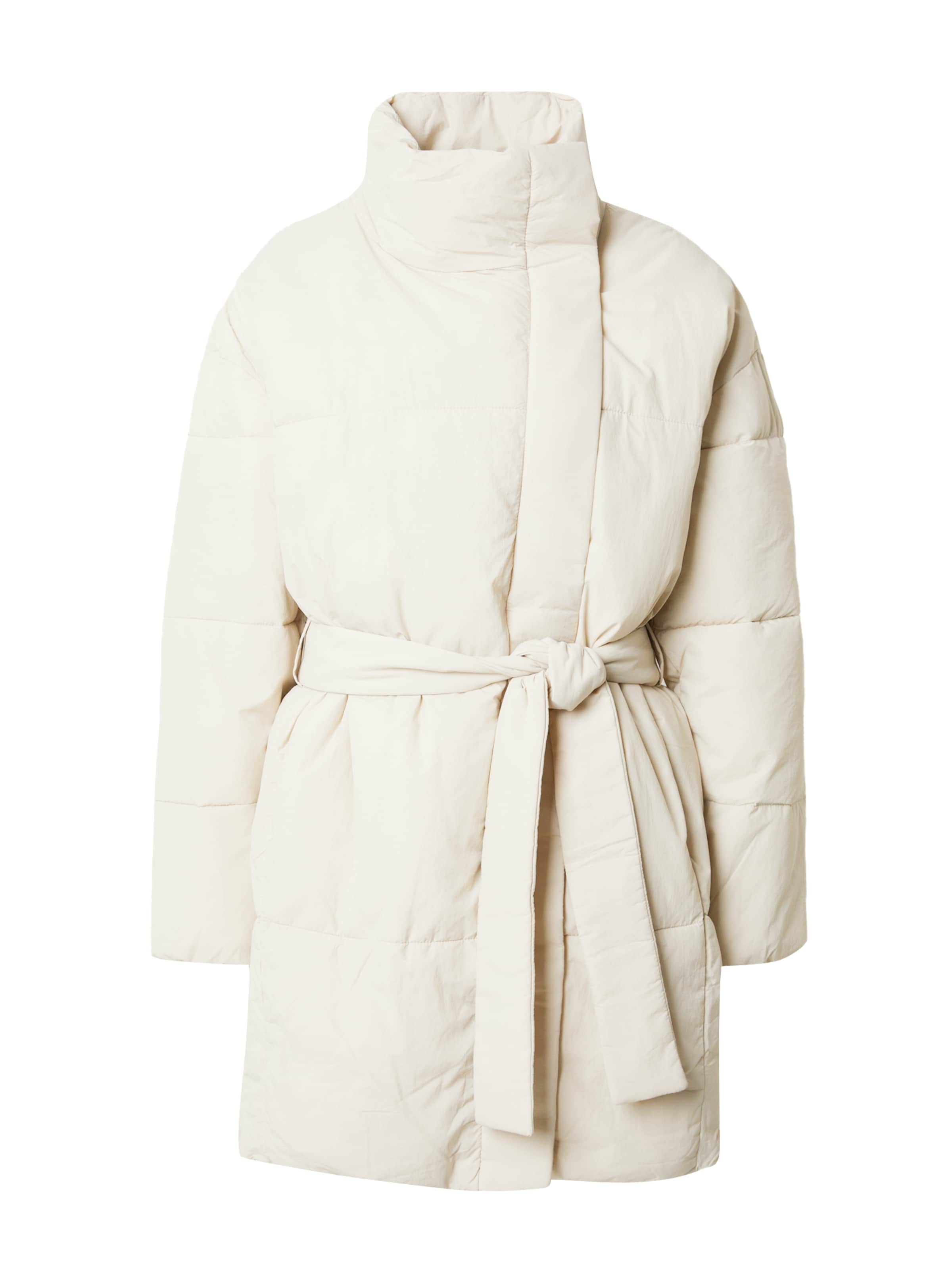 Palton de iarnă de la GAP pe bej: față