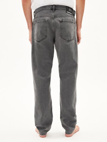 ARMEDANGELS Regular Jeans 'Dylaano' in Grau