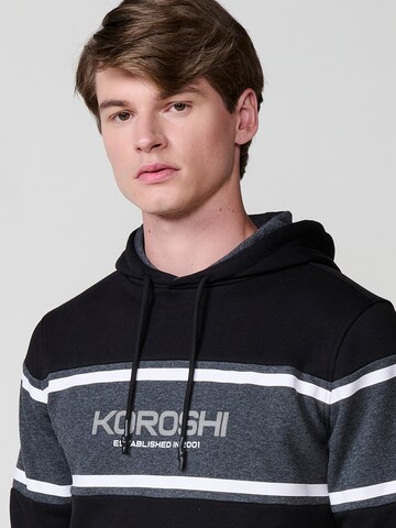 KOROSHI - Sweatshirt em preto