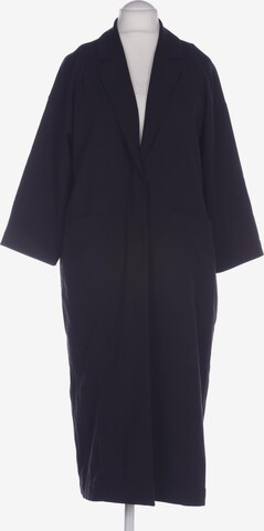 Monki Jacket & Coat in S in Black: front