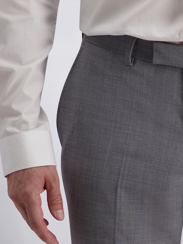 PIERRE CARDIN Regular Hose 'Ryan' in Grau