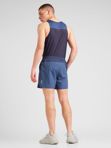 On Regular Sportshorts 'Essential' in Blau