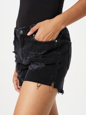 Regular Jeans de la QS pe negru