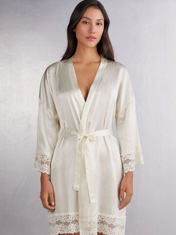 INTIMISSIMI Dressing Gown in White: front