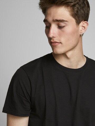 Coupe regular T-Shirt 'Noa' JACK & JONES en noir