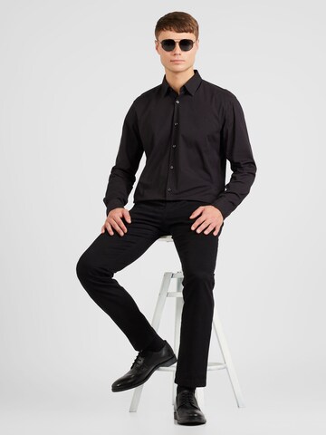 Slim fit Camicia 'Ermo' di HUGO in nero