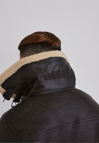 Giacca invernale 'Aviator' di SikSilk in marrone