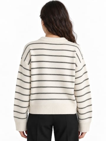 Viorna Sweatshirt 'Sweatshirts' in Beige
