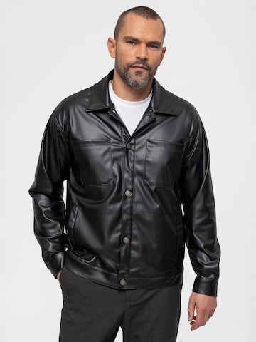 Antioch Between-season jacket in Black