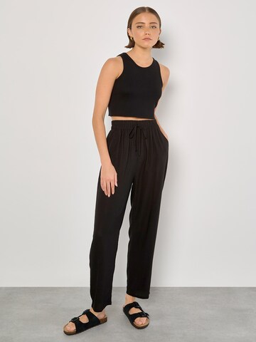 Haut ' ' Apricot en noir