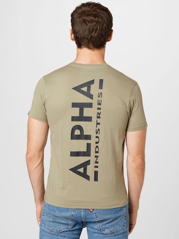 ALPHA INDUSTRIES Футболка в Зеленый