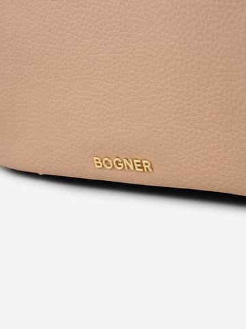 BOGNER Handtasche 'Wallis Raja' in Beige