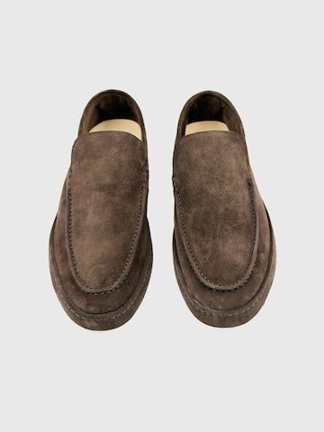 Dutch'D - Zapatillas 'Refine (Size runs small, order one size up)' en marrón