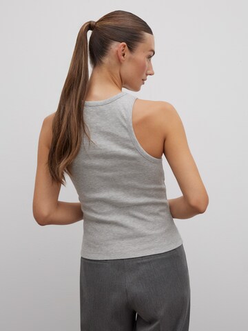 Haut RÆRE by Lorena Rae en gris