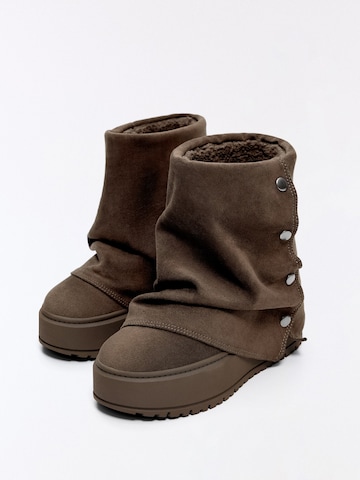 Boots Bershka en marron : devant