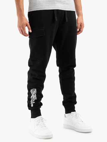 LONSDALE Tapered Sporthose in Schwarz: Vorderseite